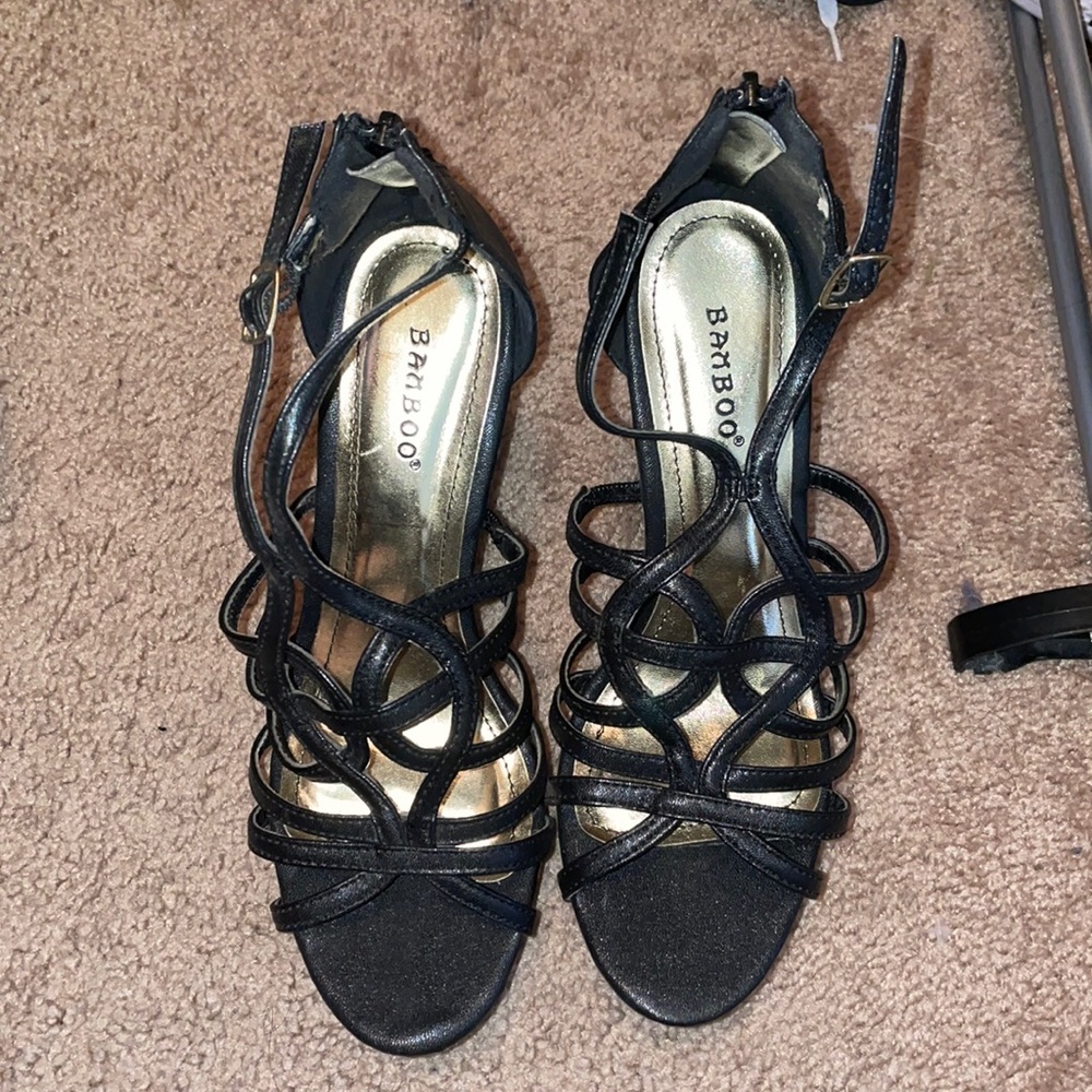 Cute black wedge shoes